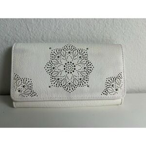Jessica Simpson White Faux Leather Laser Cut Studded Clutch Wallet Boho